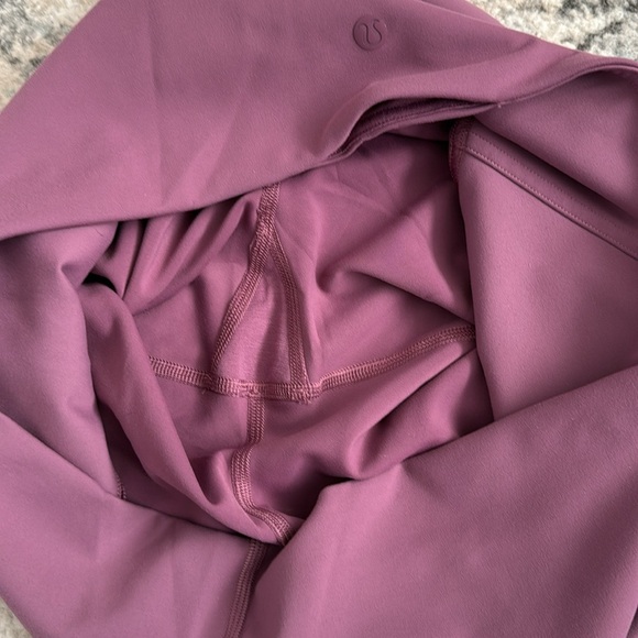 Lululemon InStill High-Rise Tight 25" in Vintage Plum - Picture 4 of 9